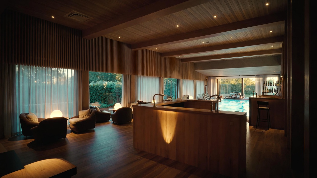 PureAgma SYNERGY exclusieve wellness retreat locatie interieur met zwembad en lounge